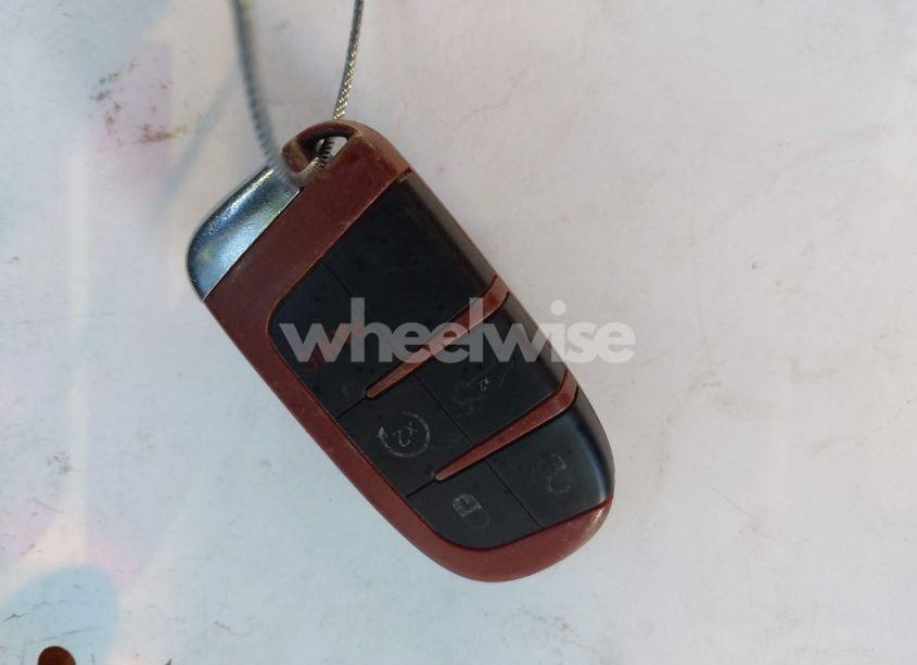 Photo 11 of 2016 Chrysler 200 LIMITED (VIN 1C3CCCAB6GN104872)