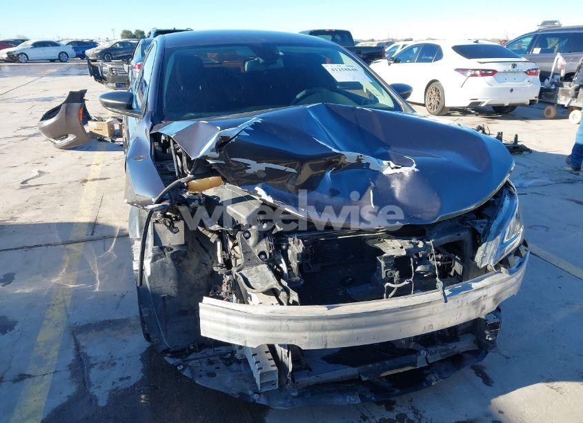 Photo 13 of 2016 Chrysler 200 LIMITED (VIN 1C3CCCAB6GN104872)