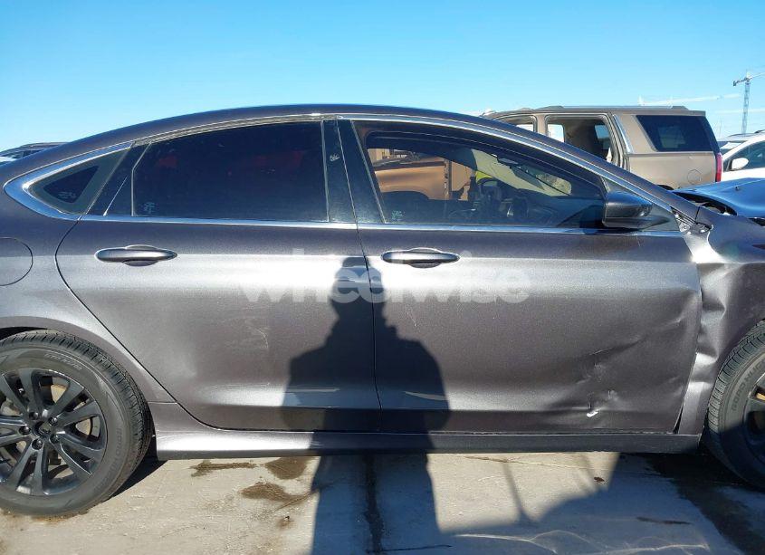 Photo 14 of 2016 Chrysler 200 LIMITED (VIN 1C3CCCAB6GN104872)