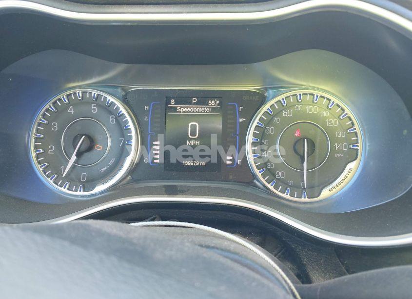 Photo 7 of 2016 Chrysler 200 LIMITED (VIN 1C3CCCAB6GN110803)