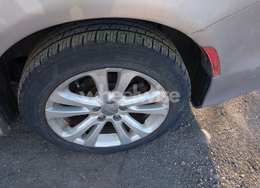 Photo 12 of 2016 Chrysler 200 LIMITED (VIN 1C3CCCAB6GN124958)