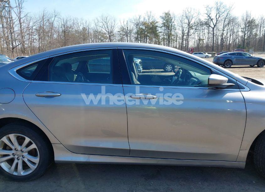 Photo 13 of 2016 Chrysler 200 LIMITED (VIN 1C3CCCAB6GN136446)