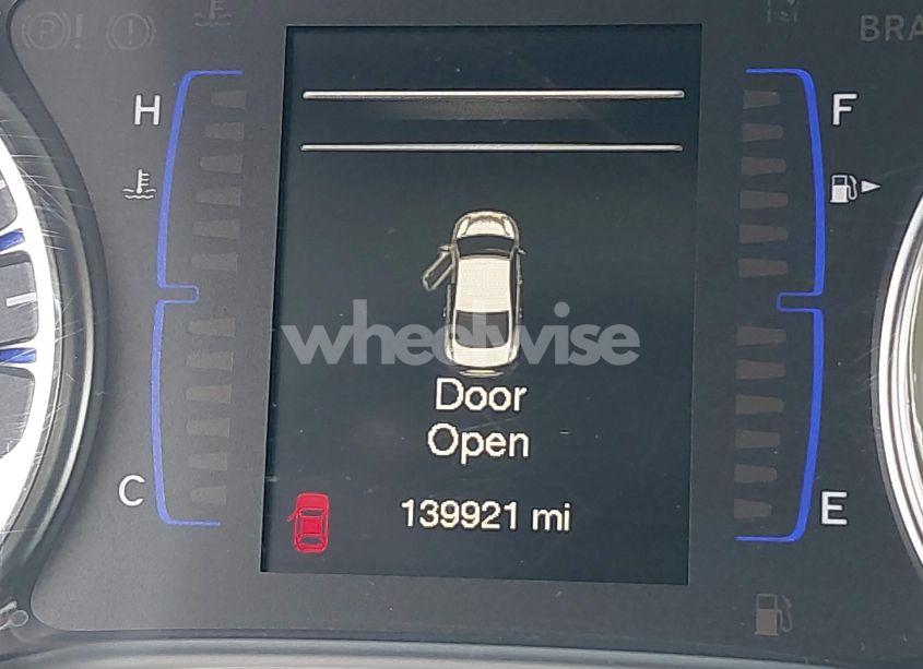 Photo 16 of 2016 Chrysler 200 LIMITED PLATINUM (VIN 1C3CCCAB6GN189521)