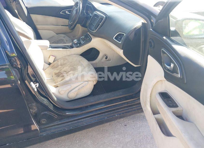 Photo 5 of 2015 Chrysler 200 LIMITED (VIN 1C3CCCAB7FN504552)