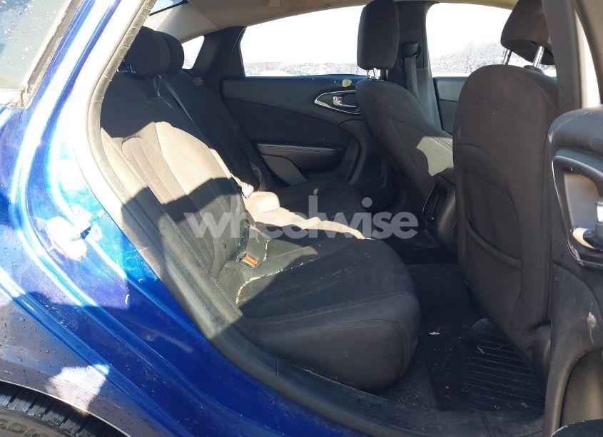 Photo 8 of 2015 Chrysler 200 LIMITED (VIN 1C3CCCAB7FN507645)