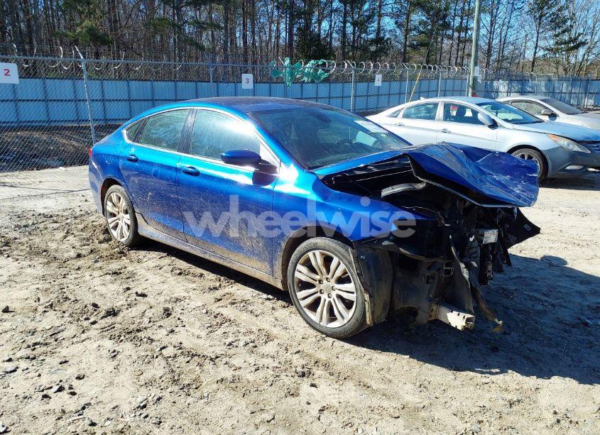 2015 Chrysler 200 LIMITED (VIN 1C3CCCAB7FN546882) main photo