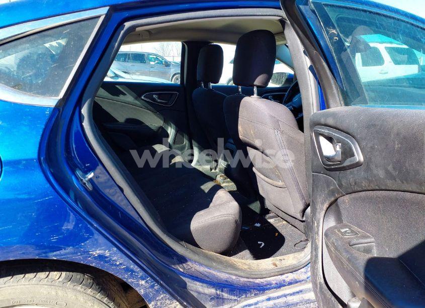 Photo 8 of 2015 Chrysler 200 LIMITED (VIN 1C3CCCAB7FN546882)