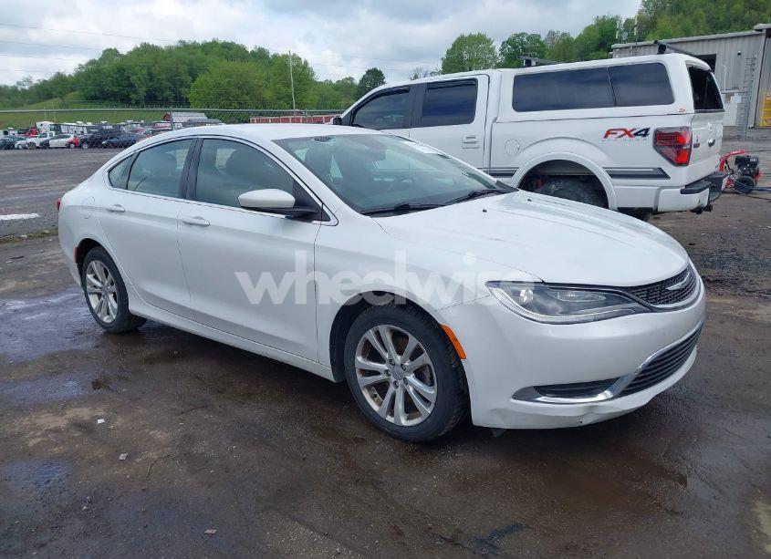 2015 Chrysler 200 LIMITED (VIN 1C3CCCAB7FN555436) main photo