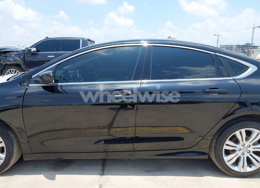 Photo 14 of 2015 Chrysler 200 LIMITED (VIN 1C3CCCAB7FN556201)