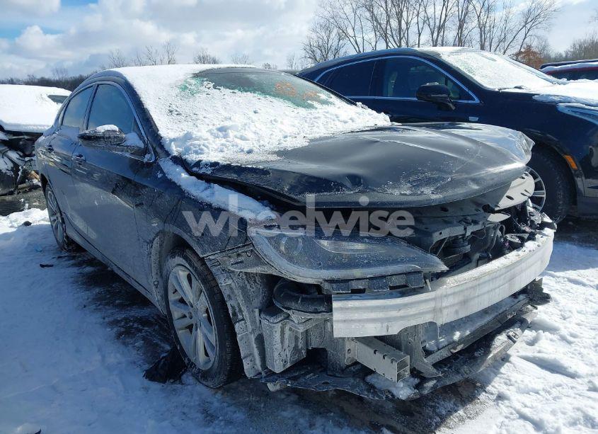 2015 Chrysler 200 LIMITED (VIN 1C3CCCAB7FN562550) main photo