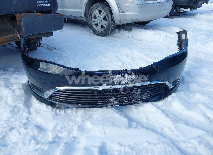 Photo 12 of 2015 Chrysler 200 LIMITED (VIN 1C3CCCAB7FN562550)