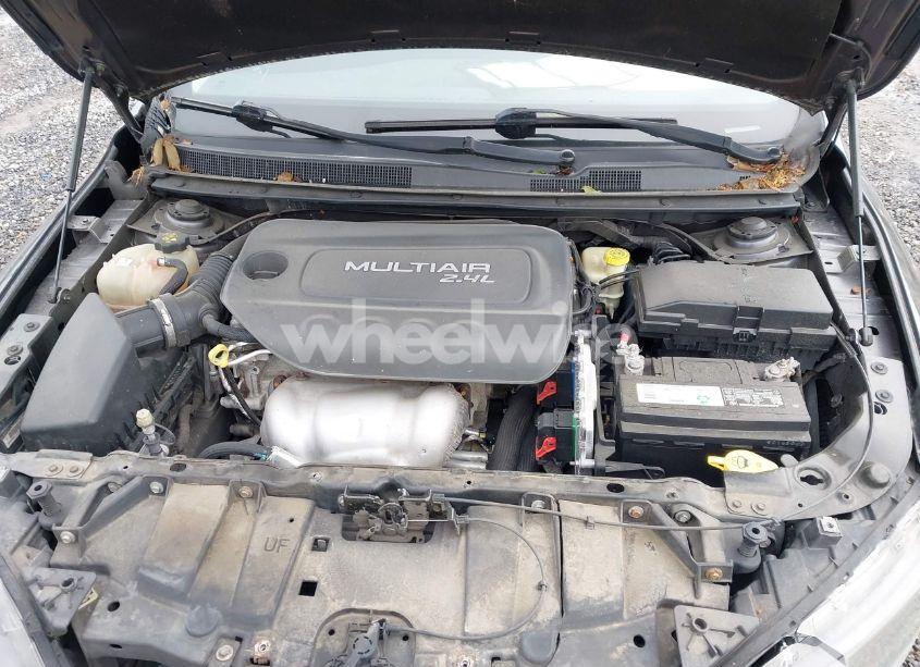 Photo 10 of 2015 Chrysler 200 LIMITED (VIN 1C3CCCAB7FN564217)