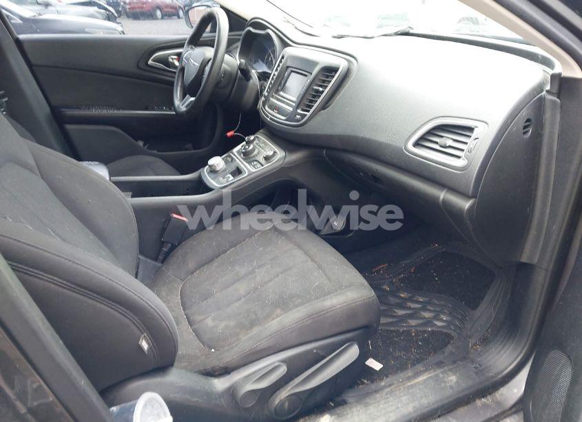 Photo 5 of 2015 Chrysler 200 LIMITED (VIN 1C3CCCAB7FN564217)