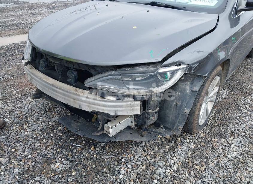 Photo 6 of 2015 Chrysler 200 LIMITED (VIN 1C3CCCAB7FN564217)