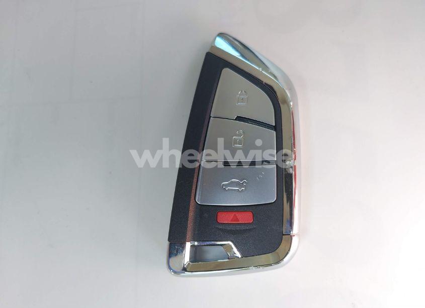 Photo 11 of 2015 Chrysler 200 LIMITED (VIN 1C3CCCAB7FN580188)