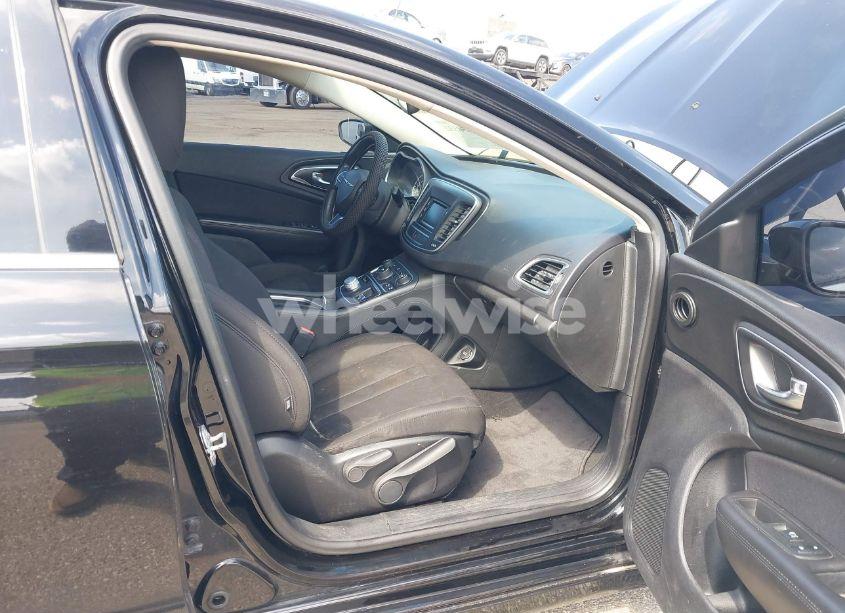 Photo 5 of 2015 Chrysler 200 LIMITED (VIN 1C3CCCAB7FN580188)