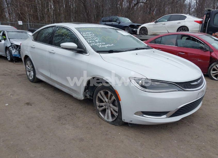 2015 Chrysler 200 LIMITED (VIN 1C3CCCAB7FN582927) main photo