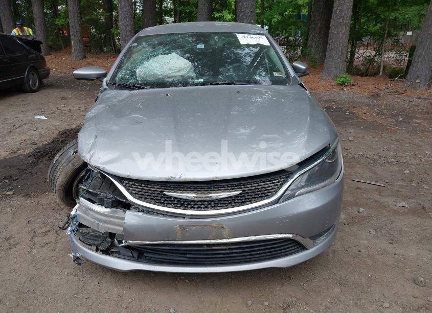 Photo 12 of 2015 Chrysler 200 LIMITED (VIN 1C3CCCAB7FN586489)