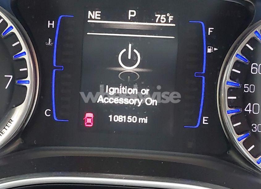 Photo 15 of 2015 Chrysler 200 LIMITED (VIN 1C3CCCAB7FN586489)