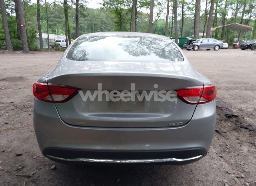 Photo 16 of 2015 Chrysler 200 LIMITED (VIN 1C3CCCAB7FN586489)