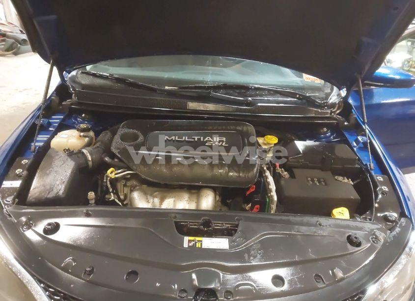 Photo 10 of 2015 Chrysler 200 LIMITED (VIN 1C3CCCAB7FN593507)