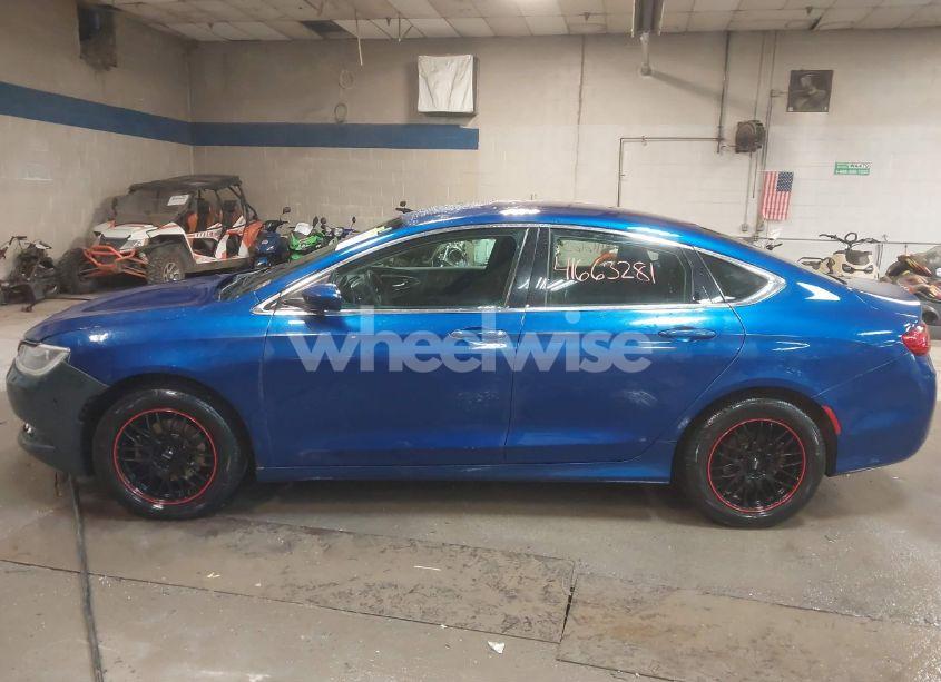 Photo 14 of 2015 Chrysler 200 LIMITED (VIN 1C3CCCAB7FN593507)