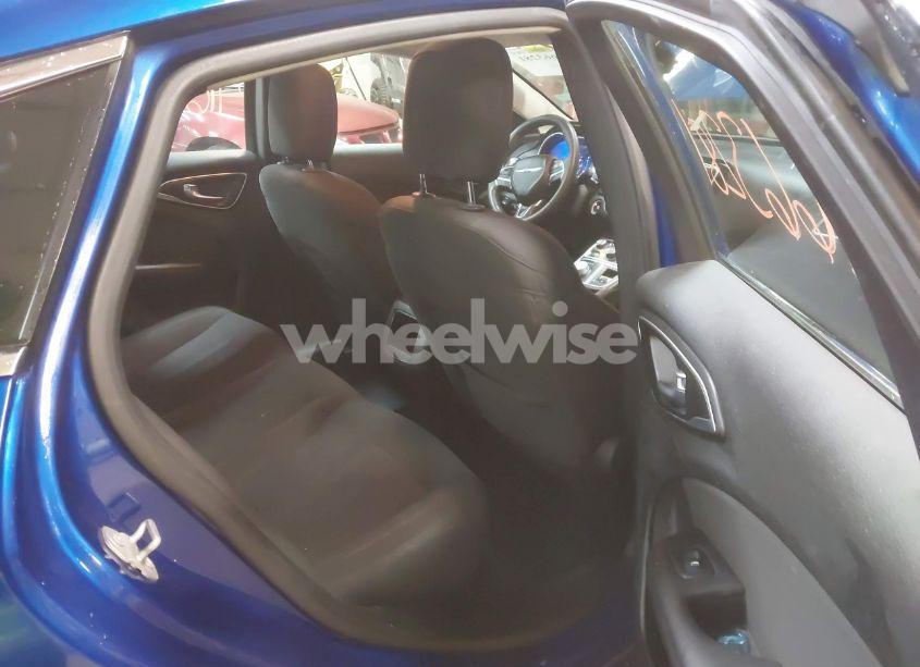 Photo 8 of 2015 Chrysler 200 LIMITED (VIN 1C3CCCAB7FN593507)