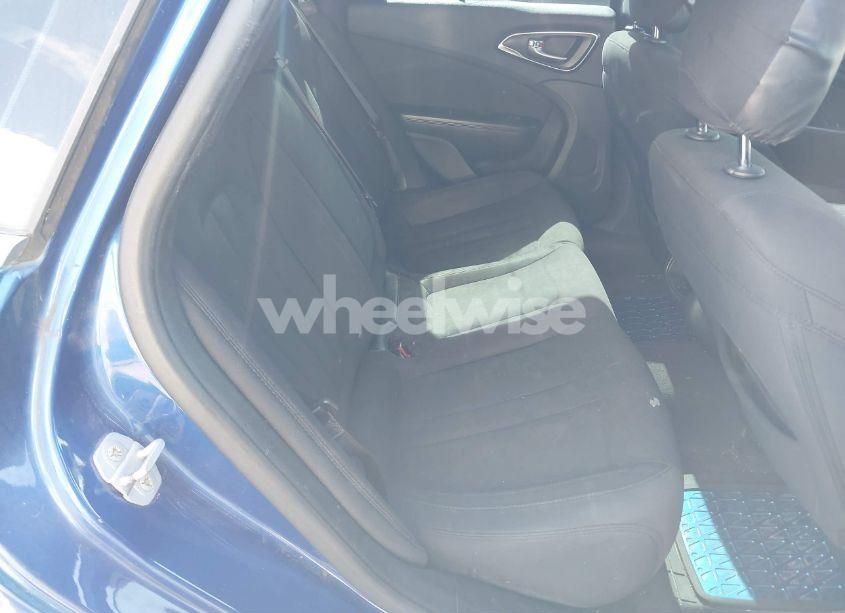 Photo 8 of 2015 Chrysler 200 LIMITED (VIN 1C3CCCAB7FN594687)