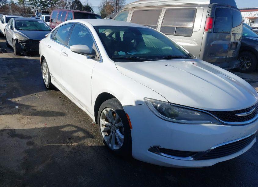 2015 Chrysler 200 LIMITED (VIN 1C3CCCAB7FN597704) main photo
