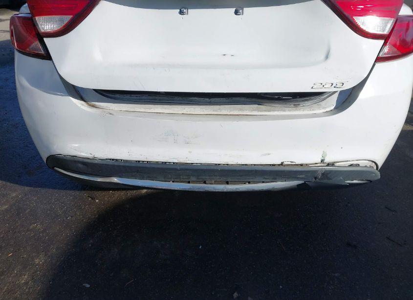 Photo 17 of 2015 Chrysler 200 LIMITED (VIN 1C3CCCAB7FN597704)