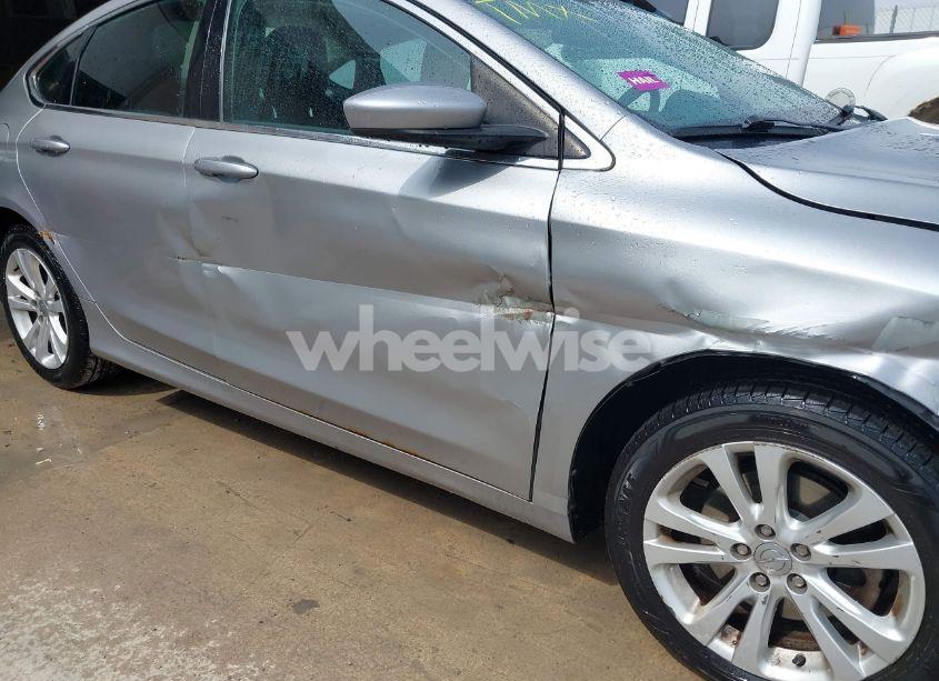 Photo 12 of 2015 Chrysler 200 LIMITED (VIN 1C3CCCAB7FN605171)