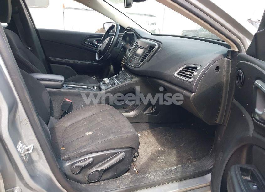 Photo 5 of 2015 Chrysler 200 LIMITED (VIN 1C3CCCAB7FN605171)