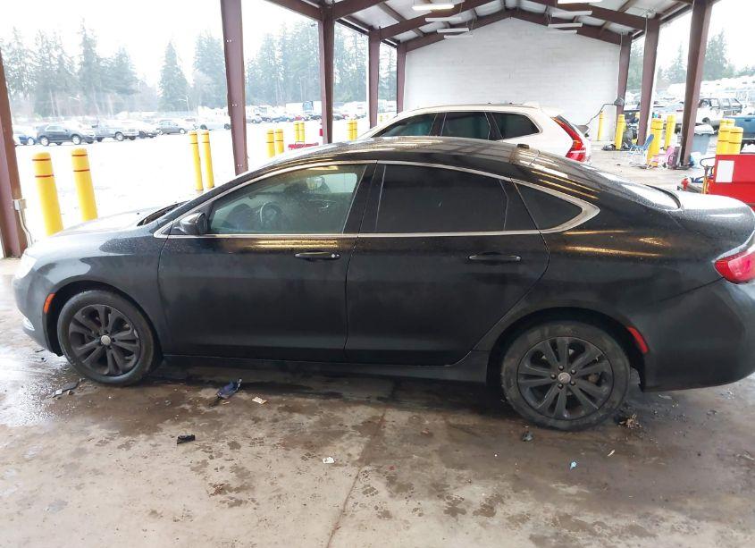 Photo 15 of 2015 Chrysler 200 LIMITED (VIN 1C3CCCAB7FN611861)