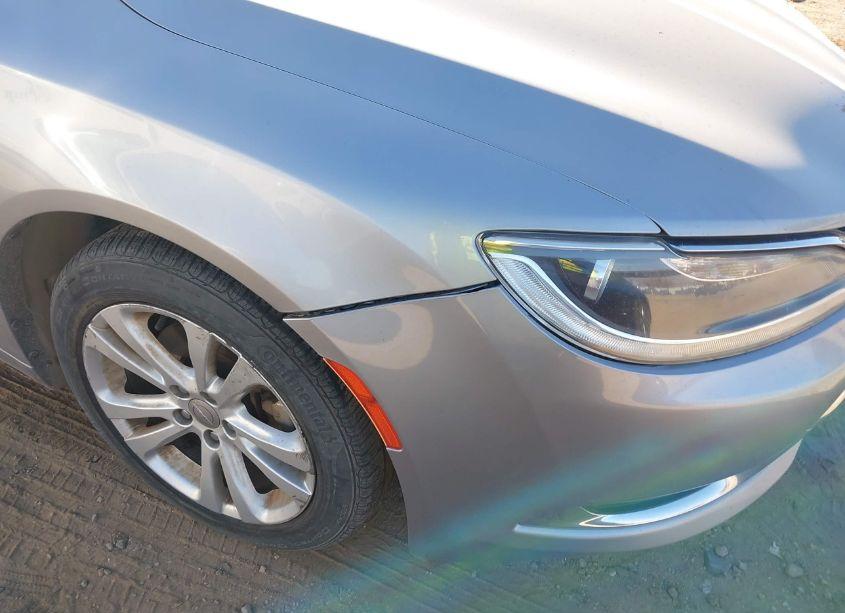 Photo 6 of 2015 Chrysler 200 LIMITED (VIN 1C3CCCAB7FN633049)