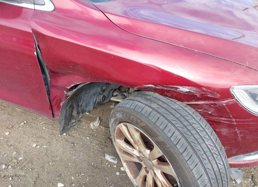 Photo 5 of 2015 Chrysler 200 LIMITED (VIN 1C3CCCAB7FN633391)