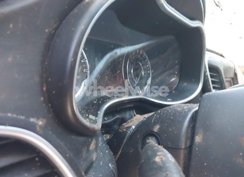 Photo 7 of 2015 Chrysler 200 LIMITED (VIN 1C3CCCAB7FN633486)