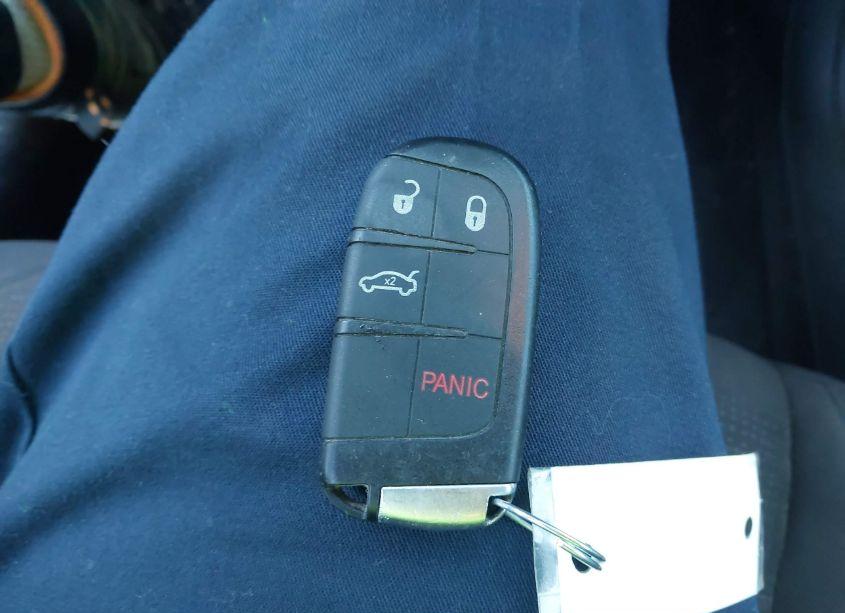 Photo 11 of 2015 Chrysler 200 LIMITED (VIN 1C3CCCAB7FN641068)