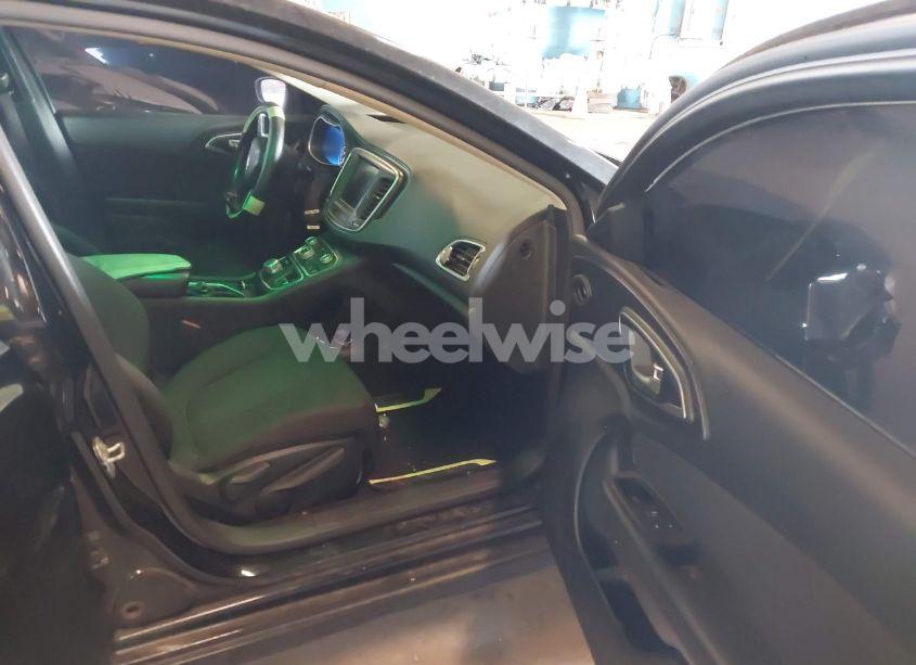 Photo 5 of 2015 Chrysler 200 LIMITED (VIN 1C3CCCAB7FN642821)