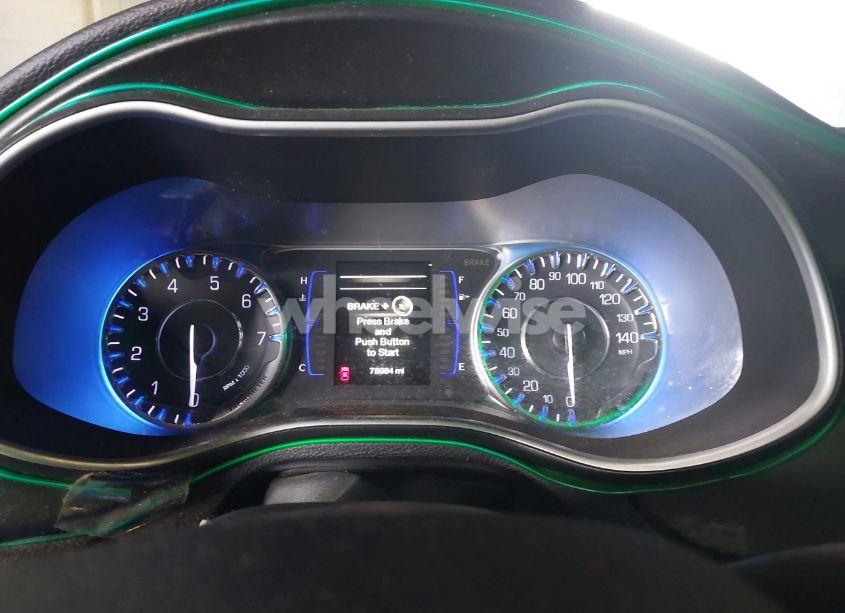 Photo 7 of 2015 Chrysler 200 LIMITED (VIN 1C3CCCAB7FN642821)