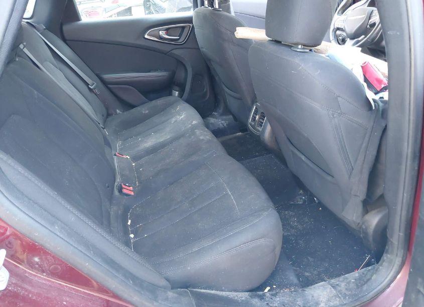 Photo 8 of 2015 Chrysler 200 LIMITED (VIN 1C3CCCAB7FN646688)