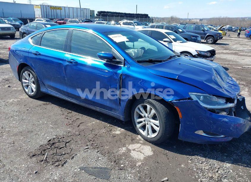 2015 Chrysler 200 LIMITED (VIN 1C3CCCAB7FN652460) main photo