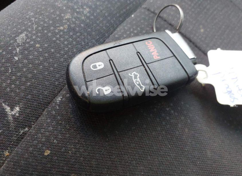 Photo 11 of 2015 Chrysler 200 LIMITED (VIN 1C3CCCAB7FN657092)