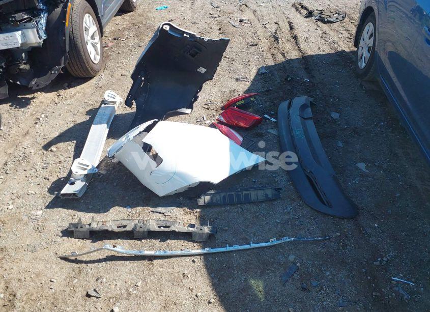 Photo 12 of 2015 Chrysler 200 LIMITED (VIN 1C3CCCAB7FN657092)