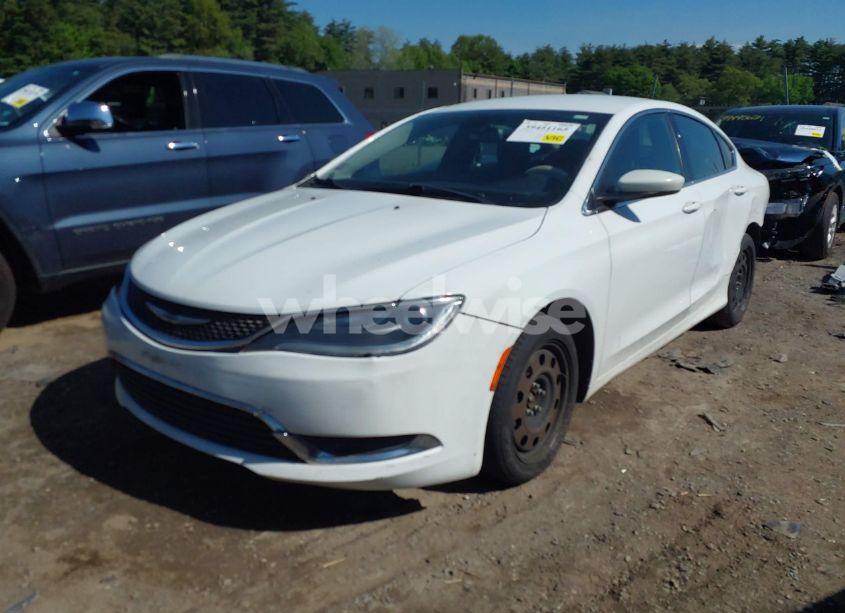 Photo 2 of 2015 Chrysler 200 LIMITED (VIN 1C3CCCAB7FN657092)