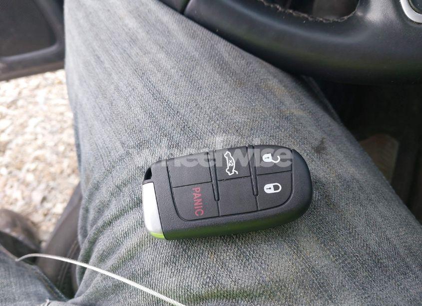 Photo 11 of 2015 Chrysler 200 LIMITED (VIN 1C3CCCAB7FN669999)