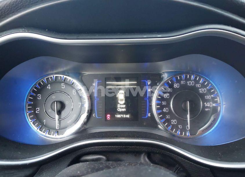 Photo 7 of 2015 Chrysler 200 LIMITED (VIN 1C3CCCAB7FN669999)