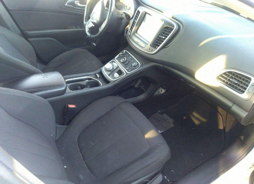 Photo 5 of 2015 Chrysler 200 LIMITED (VIN 1C3CCCAB7FN690478)