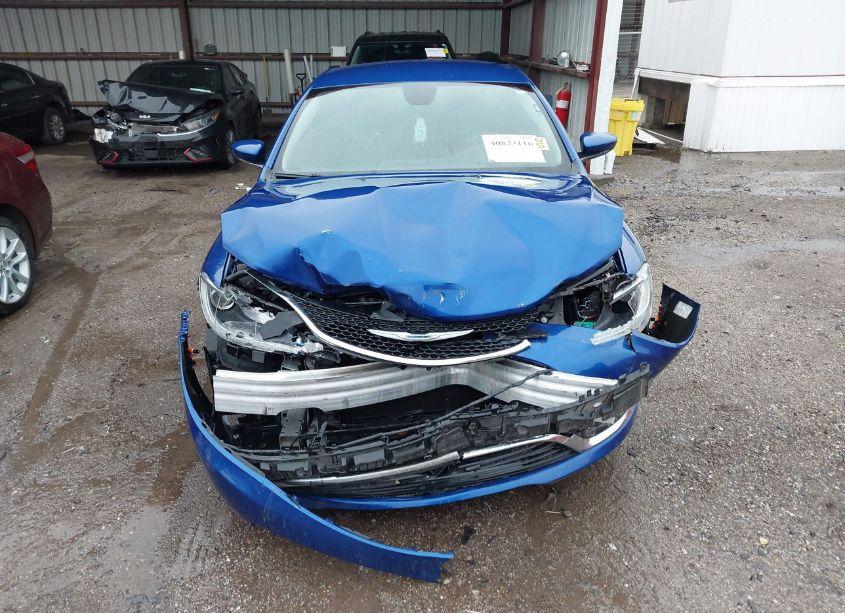 Photo 12 of 2015 Chrysler 200 LIMITED (VIN 1C3CCCAB7FN724497)