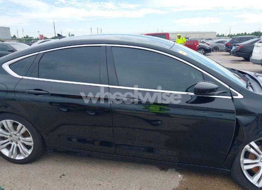 Photo 13 of 2015 Chrysler 200 LIMITED (VIN 1C3CCCAB7FN738285)
