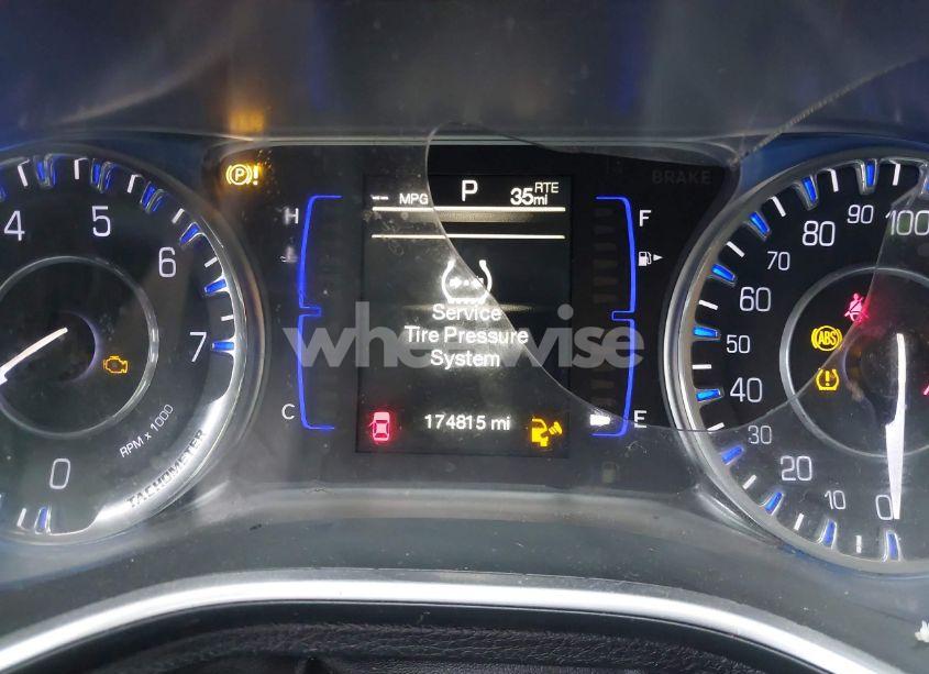 Photo 7 of 2015 Chrysler 200 LIMITED (VIN 1C3CCCAB7FN738898)
